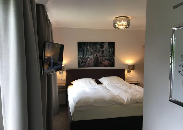 Zum Forsthaus 호텔 3*